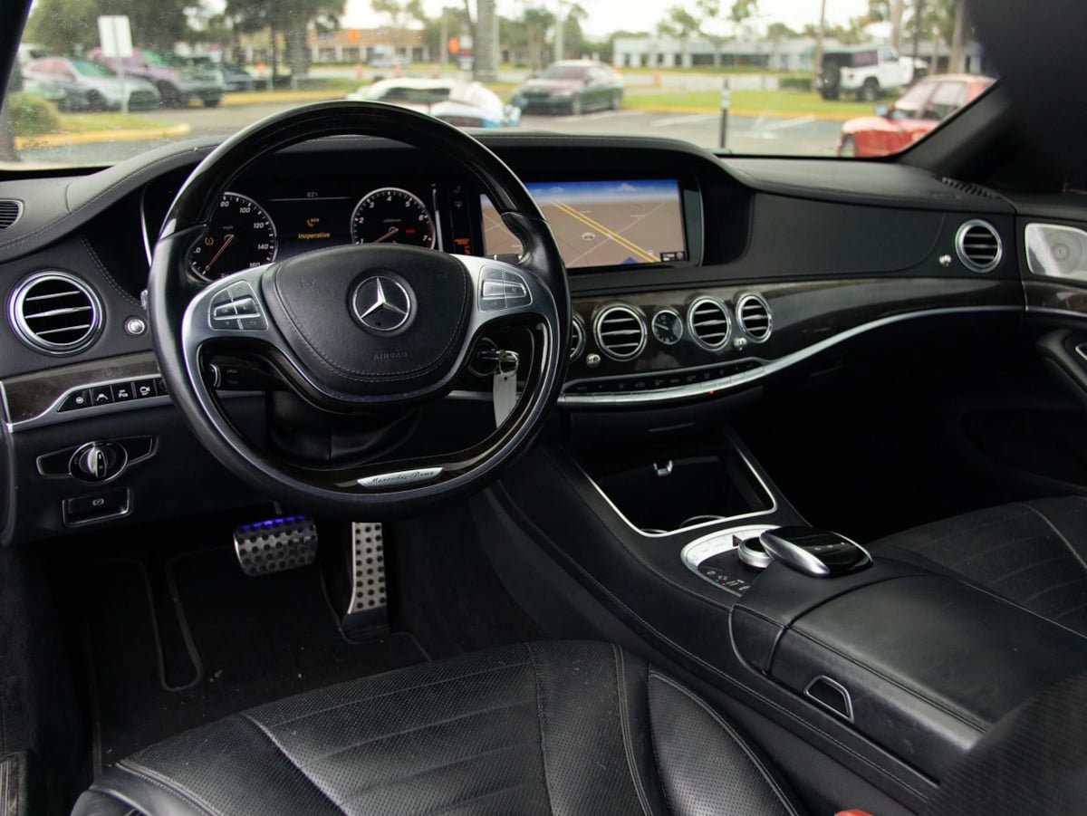 Used 2015 Mercedes-Benz S 550 Sedan image 18