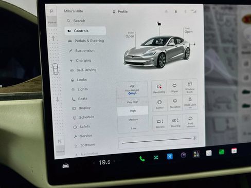 Used 2022 Tesla Model S AWD/4WD image 28