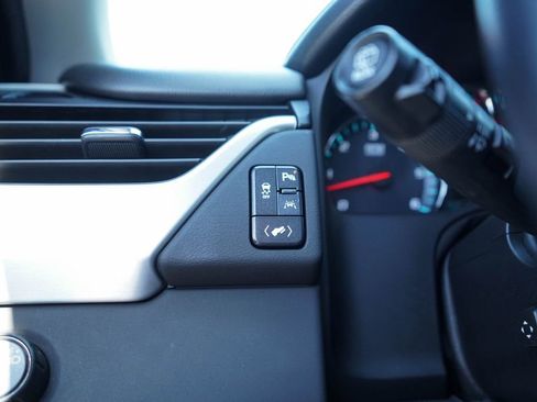 Used 2020 GMC Yukon SLT w/ Premium Edition RWD image 30