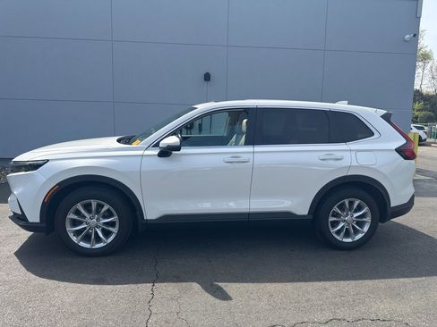 Used 2024 Honda CR-V EX-L image 2