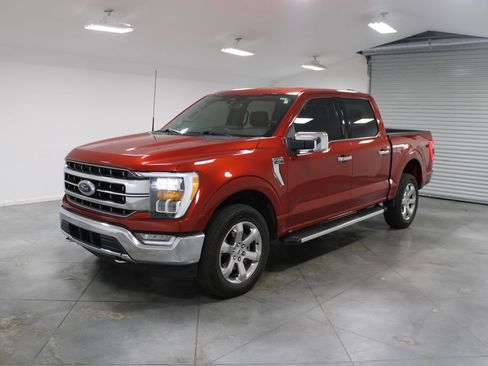 Used 2023 Ford F150 Lariat w/ Max Trailer Tow Package image 4