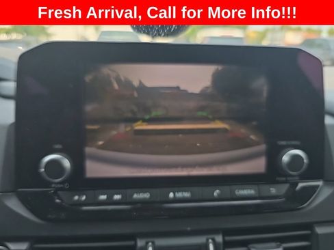 Used 2023 Nissan Pathfinder S FWD image 6