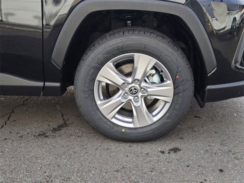 New 2025 Toyota RAV4 XLE image 9