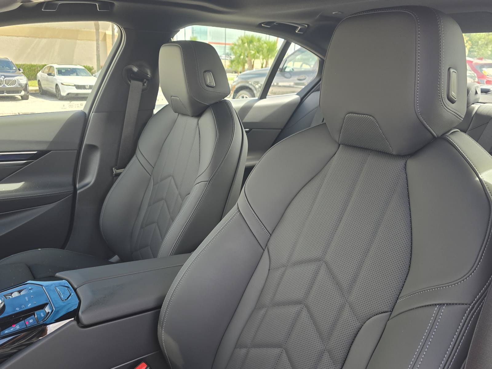 New 2027 BMW 530i xDrive w/ M Sport Package AWD/4WD image 8