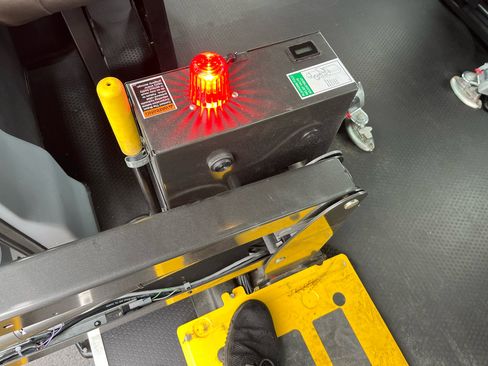 Used 2018 Ford Transit 350 XL image 24