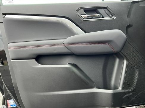 New 2026 Chevrolet Colorado Z71 w/ Midnight Edition AWD/4WD image 18