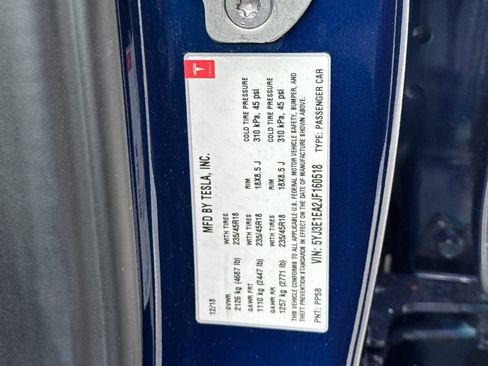 Used 2018 Tesla Model 3 Mid Range image 21