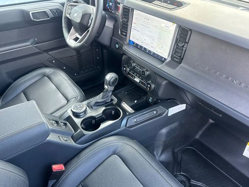 New 2025 Ford Bronco Big Bend image 14