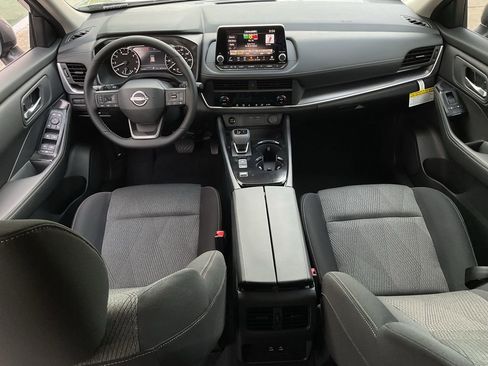 New 2026 Nissan Rogue SV FWD image 19