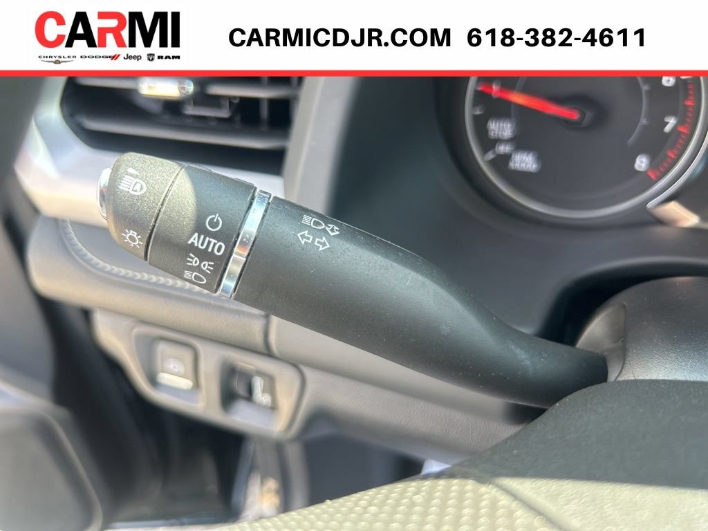 Used 2022 GMC Acadia SLE w/ Driver Convenience Package AWD/4WD image 19