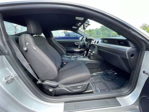 Used 2015 Ford Mustang GT RWD image 27