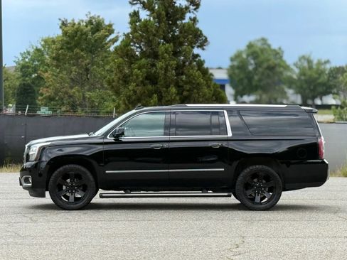 Used 2016 GMC Yukon XL Denali w/ Open Road Package AWD/4WD image 8