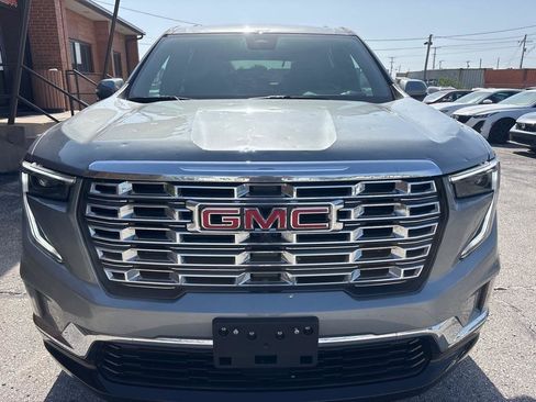 Used 2025 GMC Acadia Denali w/ LPO, Floor Liner Package AWD/4WD image 3