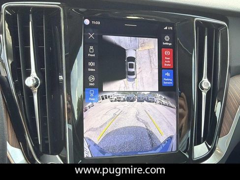 Used 2024 Volvo S60 B5 Plus FWD image 32