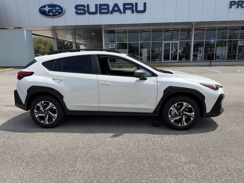 Used 2025 Subaru Crosstrek 2.5i Premium AWD/4WD image 2