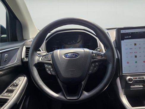 Used 2022 Ford Edge SE w/ Black Appearance Package AWD/4WD image 13