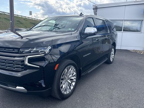 Used 2023 Chevrolet Suburban Premier w/ Advanced Technology Package image 8