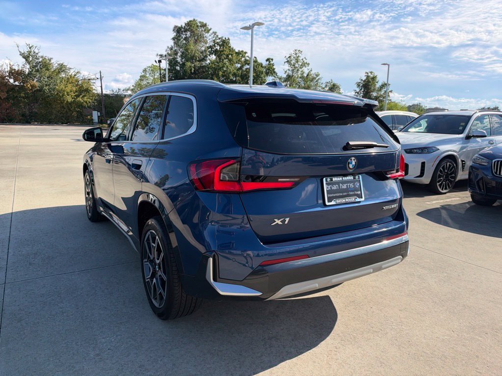 Certified 2023 BMW X1 xDrive28i w/ Convenience Package AWD/4WD image 3