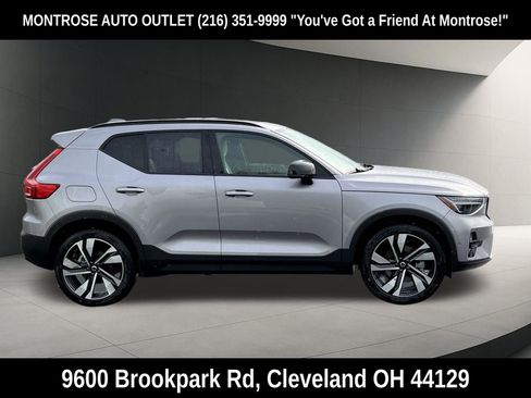 New 2026 Volvo XC40 B5 Ultra w/ Protection Package Premier AWD/4WD image 6