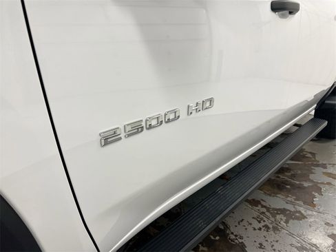 Used 2022 Chevrolet Silverado 2500 Custom w/ Gooseneck/5TH Wheel Package image 26