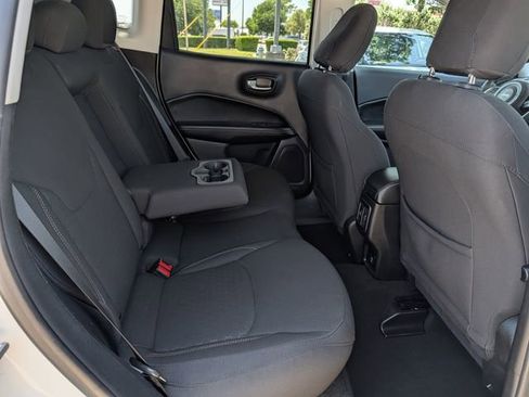 Used 2021 Jeep Compass Sport FWD image 28