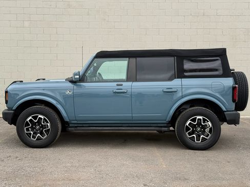 Used 2021 Ford Bronco Outer Banks AWD/4WD image 3