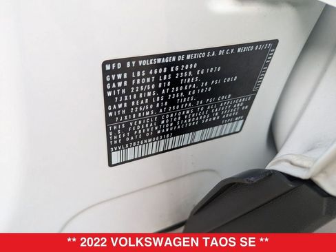 Used 2022 Volkswagen Taos SE image 40
