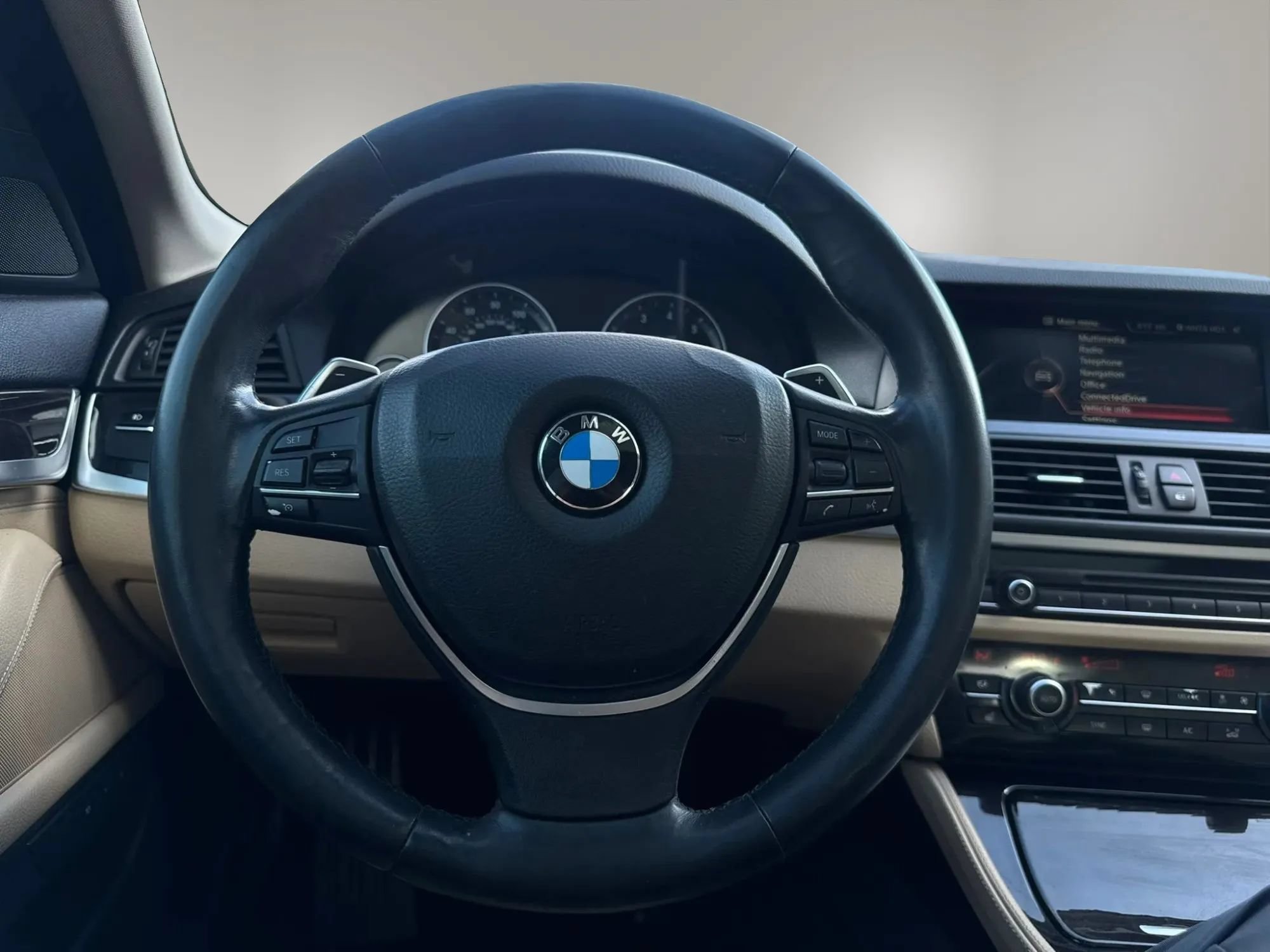 Used 2016 BMW 528i Sedan RWD image 21