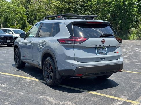 Used 2026 Nissan Rogue SV AWD/4WD image 7