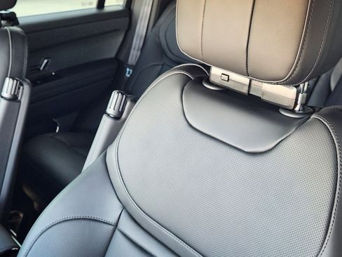 New 2026 Land Rover Range Rover Sport Dynamic SE image 13