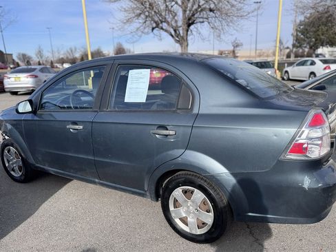 Used 2011 Chevrolet Aveo LT image 2