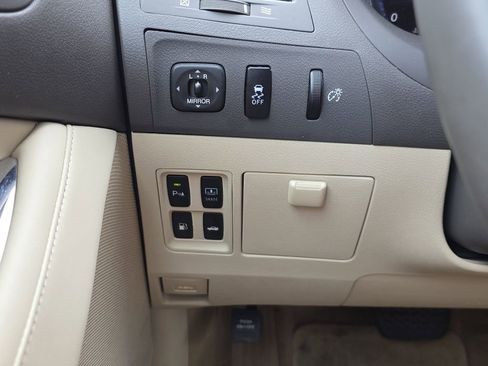 Used 2011 Lexus ES 350 image 22