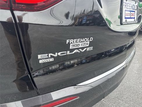 Used 2020 Buick Enclave Essence w/ Sound and Sites Package image 30