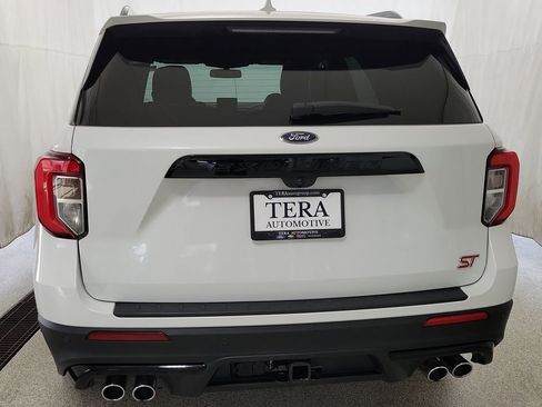 Used 2020 Ford Explorer ST w/ Premium Technology Package AWD/4WD image 4