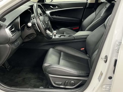 Used 2025 Genesis G70 2.5T AWD/4WD image 14