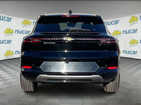 Used 2025 Chevrolet Equinox EV LT w/ Convenience Package image 5