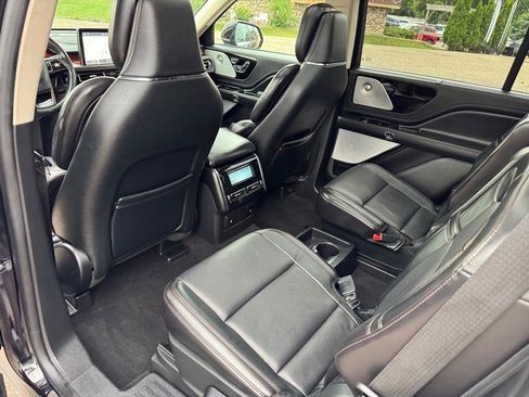 Used 2020 Lincoln Aviator Reserve w/ Equipment Group 202A AWD/4WD image 21