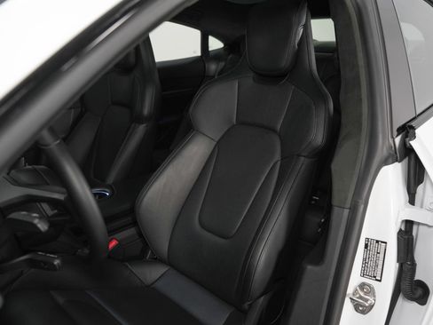 Used 2020 Porsche Taycan Turbo S AWD/4WD image 41