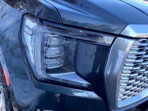 Used 2021 GMC Yukon XL Denali w/ Denali Ultimate Package image 26