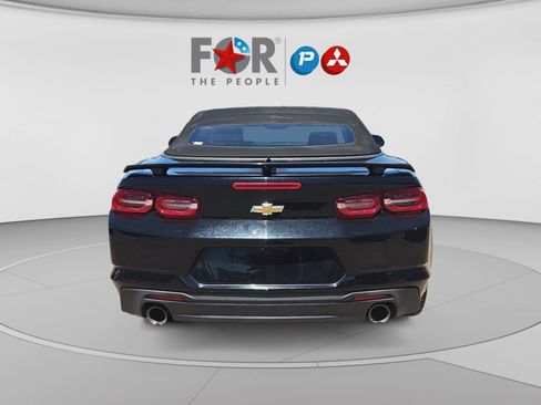Used 2019 Chevrolet Camaro LT RWD image 4