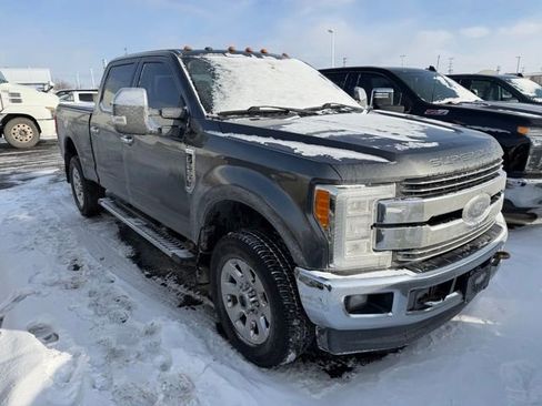 Used 2018 Ford F250 Lariat w/ Lariat Ultimate Package image 2