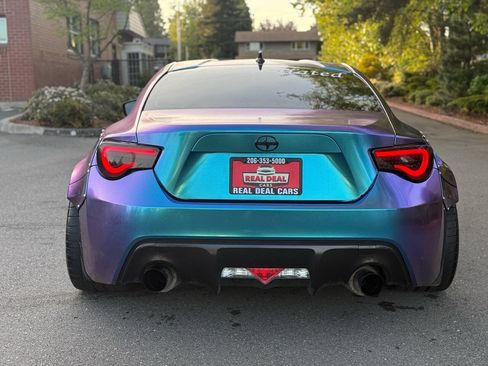 Used 2015 Scion FR-S Release Series 1.0 RWD image 4