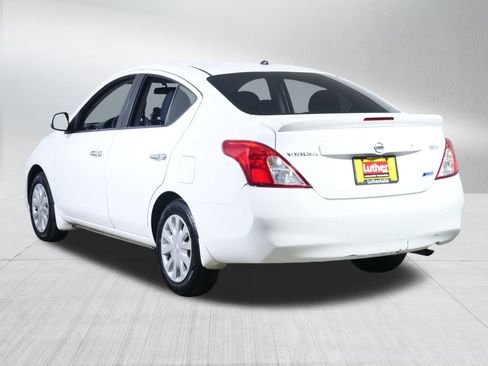 Used 2013 Nissan Versa SV image 5