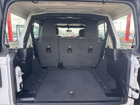 Used 2022 Jeep Wrangler Unlimited Sport image 20