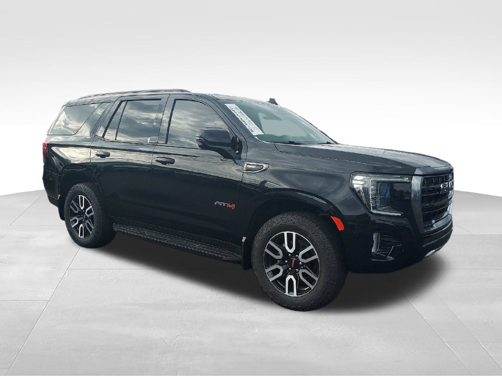 Used 2024 GMC Yukon AT4 w/ Technology Package AWD/4WD image 7