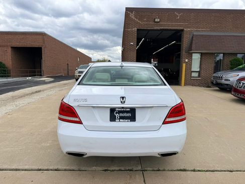 Used 2014 Hyundai Equus Signature RWD image 5