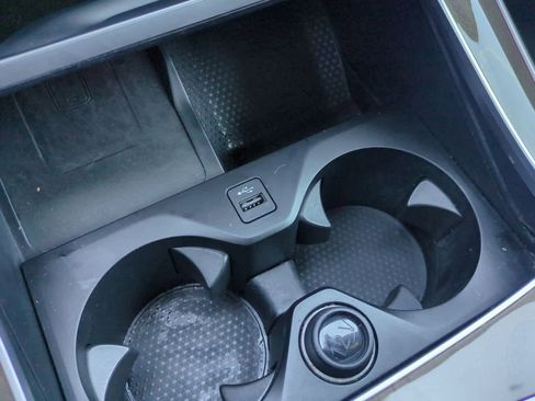 Used 2022 BMW X5 xDrive40i w/ Premium Package image 31