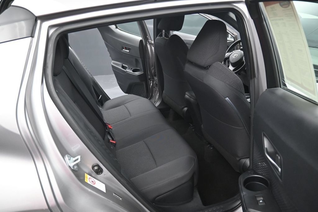 Certified 2018 Toyota C-HR XLE FWD image 30