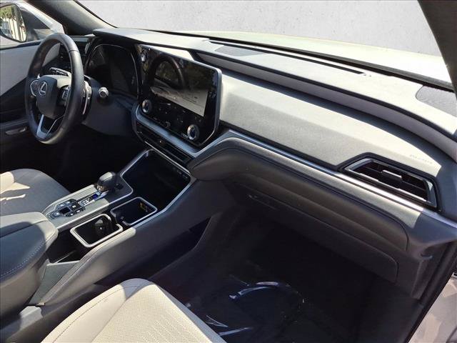 Used 2025 Lexus TX 350 AWD w/ Captains Chair Package image 23