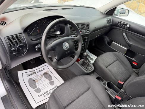 Used 2006 Volkswagen Golf GL image 5